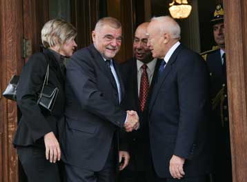 Η ευρωπαϊκή προοπτική των Δυτ.Βαλκανίων στη συνάντηση Παπούλια-Μέσιτς