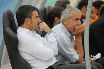 Παρελθόν από τον ΟΦΗ Παπαβασιλείου και Σηφάκης