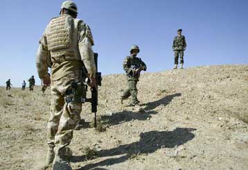 Νεκροί πέντε Βρετανοί στρατιώτες από τα πυρά Αφγανού αστυνομικού