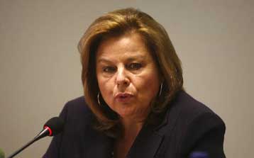 Αμφισβητεί η κυβέρνηση τη νομιμότητα των κινητοποιήσεων στο λιμάνι