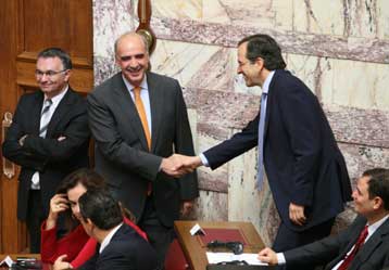 Προσπάθεια να πέσουν οι εσωκομματικοί τόνοι στη ΝΔ στο παρά πέντε του συνεδρίου