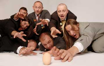 Οι ανατρεπτικοί «Μνότσιλ Μπρας» απόψε στο ΜΜΑ