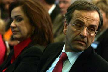 Κορυφώνονται οι διεργασίες εν όψει του έκτακτου Συνεδρίου της ΝΔ