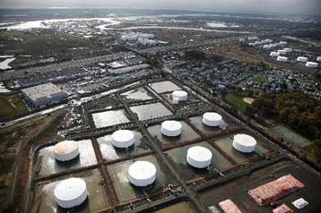 Πάνω από τα 80 δολάρια ανέρχεται το πετρέλαιο