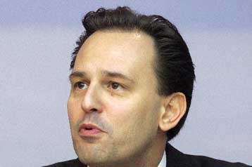 Εντατικοποίηση των προσπαθειών για μια ενωμένη και ασφαλή Ευρώπη, ζητά ο Δ.Δρούτσας