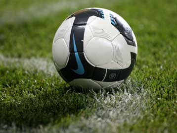 Η δοκιμασία του Ολυμπιακού στο Καραϊσκάκη και του Παναθηναϊκού στη Λιβαδειά