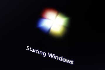 Πετυχημένο το ντεμπούτο των Windows 7, δείχνει η έρευνα αγοράς