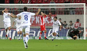 Ισοπαλία με παρατράγουδα στο «Καραϊσκάκη», διπλό για ΠΑΟΚ, άφησε βαθμούς ο Αρης