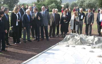 Παρουσία του Κ.Παπούλια η τελετή για τον 27ο Κλασικό Μαραθώνιο της Αθήνας