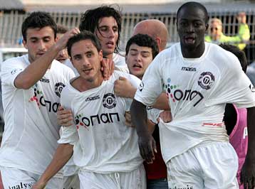 Περίπατος του Πιερικού, 3-0 το Αιγάλεω στην Κομοτηνή