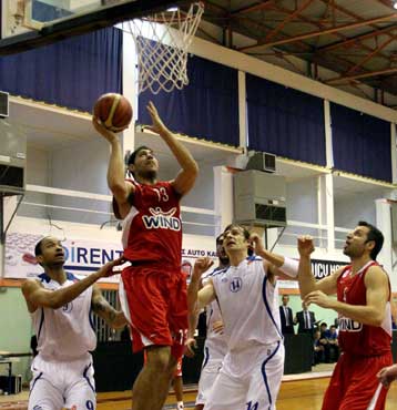 Περίπατος του Ολυμπιακού στην Καβάλα με 96-60