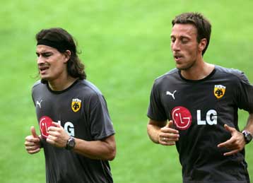 Με Καφέ, Νέμεθ και Μπλάνκο η ΑΕΚ απέναντι στη Λάρισα