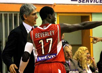 Ικανοποίηση Γιαννάκη που όμως θέλει… γκάζι από τη αρχή