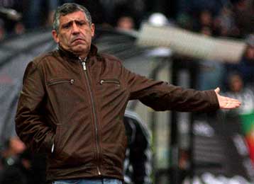 «Κεραυνοί» Σάντος για την απειθαρχία των παικτών του ΠΑΟΚ