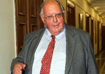 Συνέντευξη Πάγκαλου με «πυρά» κατά της Αριστεράς για την απεργία στο λιμάνι