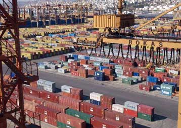 Κρίσιμες αποφάσεις των εργαζομένων του ΟΛΠ για την απεργία στο λιμάνι