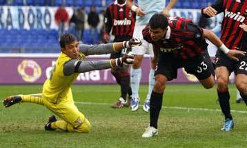 Η Μίλαν πήρε το ντέρμπι από τη Λάτσιο, η Ρόμα συγκράτησε την Ίντερ