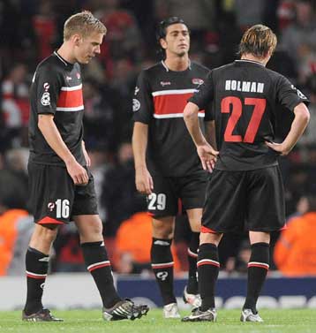 Ισοπαλία για την Αλκμααρ, νίκη κορυφής της Τβέντε επί του Αγιαξ