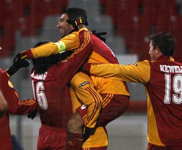 Νίκη με ανατροπή για «Γαλατά», ισοπαλία στο φινάλε η Ντιναμό, ήττα η Στουρμ