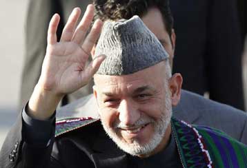 Να πατάξει τη διαφθορά δεσμεύεται και πάλι ο Χαμίντ Καρζάι