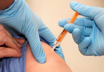 Σύσκεψη στο υπουργείο Υγείας εν όψει του εμβολιασμού για τη νέα γρίπη