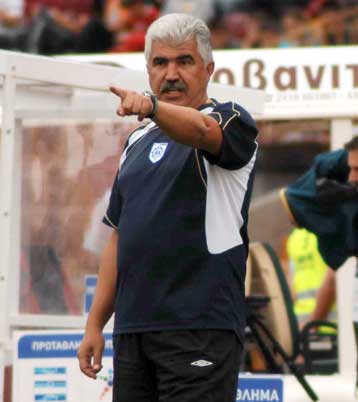 Παραμένει στον ΠΑΣ Γιάννινα ο Παράσχος με στόχο την ανάκαμψη