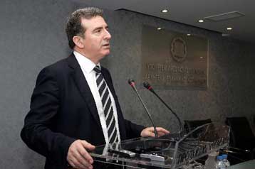 Ειδική υπηρεσία για το οργανωμένο έγκλημα συστήνει ο Μιχ.Χρυσοχοΐδης