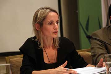 Το σχεδιασμό της κυβέρνησης για το κλίμα παρουσίασε η Τίνα Μπιρμπίλη