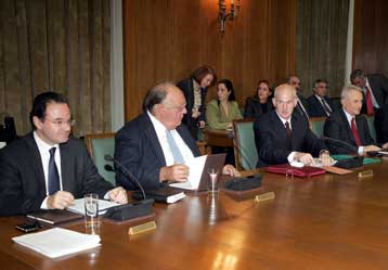 Στο Υπουργικό Συμβούλιο το νομοσχέδιο για διαφάνεια και αξιοκρατία στις προσλήψεις