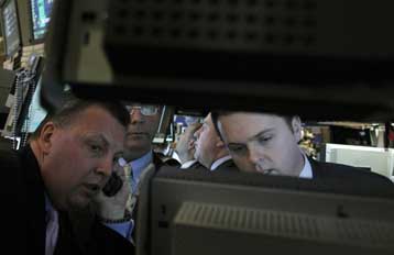 Μικρές υποχωρήσεις στην Ευρώπη, μικτό κλείσιμο για τη Γουόλ Στριτ την Τρίτη