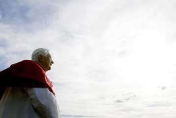 Το Βατικανό κοιτά τους ουρανούς αναζητώντας εξωγήινους