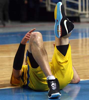 Σοκ με τον Κένταλ στο Μαρούσι, αλλαγή αντιμετώπισης των ματς ζητά ο Μπαρτζώκας