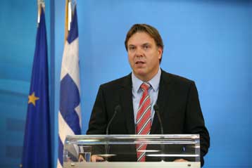 Ανοιχτό αφήνει η κυβέρνηση το ενδεχόμενο Εξεταστικής για τα μέγεθη της οικονομίας