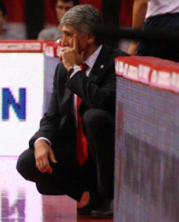 Είναι νωρίς ακόμα, εκτιμά ο Γιαννάκης – «Ρεβάνς» αποδοκιμασιών υποσχέθηκε ο Αταμάν