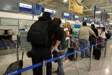 Μερική ανάθεση από την ΥΠΑ για τις άγονες αεροπορικές γραμμές