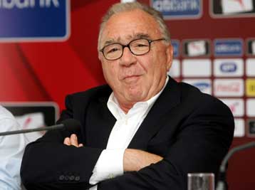 Ο Κόκκαλης επέστρεψε και τα ονόματα κάνουν παρέλαση