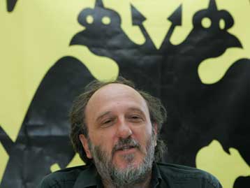 «Αλλοι τρέφονται από τη σάρκα της ΑΕΚ τόσα χρόνια» τόνισε ο Χατζηχρήστος για την ΚΑΕ