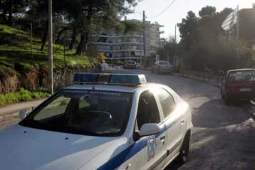 Οι «Πυρήνες» ανέλαβαν την ευθύνη για την έκρηξη στην οικία του Μίμη Ανδρουλάκη