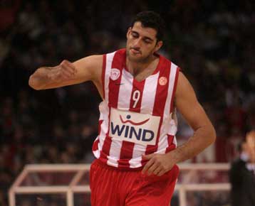 «Το μυαλό σε ΠΑΟΚ και Παρτιζάν… μετά ο ΠΑΟ» δήλωσε ο Μπουρούσης