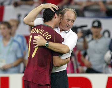 Ενδιαφέρον της Ρεάλ Μαδρίτης για τον Φελίπε Σκολάρι