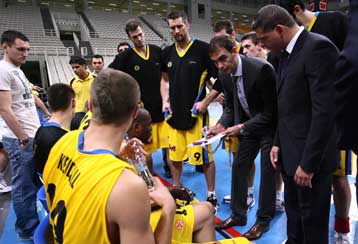 «Διαφορετικό το ματς από αυτό της Ευρωλίγκας» είπε ο Μπαρτζώκας