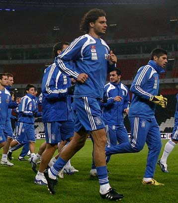 Στην αλλαγή Χαριστέα αντί Σαλπιγγίδη προχωρά ο Ρεχάγκελ, νοκ άουτ ο Αβράμ