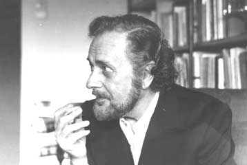 Σπάνιες ηχογραφήσεις του Γιάννη Ρίτσου στα βιβλιοπωλεία