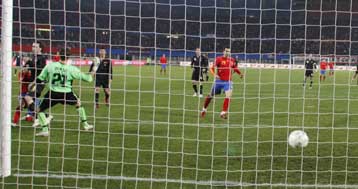 Ξέσπασμα από Ισπανία και Βουλγαρία, νίκες για Ιταλία και Σερβία