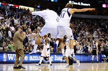 Νοβίτσκι σε μεγάλα κέφια και δύσκολη νίκη για το Ντάλας