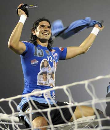 Με σκόρερ τον Αμπρέου η Ουρουγουάη στο Μουντιάλ 2010