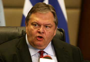 Δύο εναλλακτικά σενάρια για τη συνεργασία ΕΕ και ΝΑΤΟ προτείνει η Αθήνα