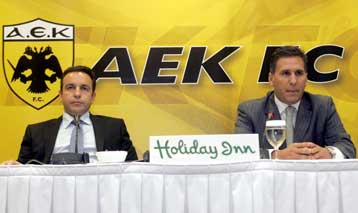 Στις ΗΠΑ και στα χέρια του Κοζώνη το προσύμφωνο για τις μετοχές της ΑΕΚ