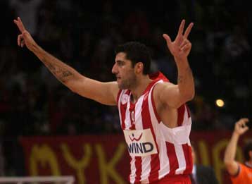 «Να είμαστε καλοί για 40 λεπτά» η επιθυμία του Μπουρούση