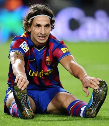 Η Μπαρτσελόνα «χάνει» τον Ιμπραΐμοβιτς πριν τα ματς με Ίντερ και Ρεάλ